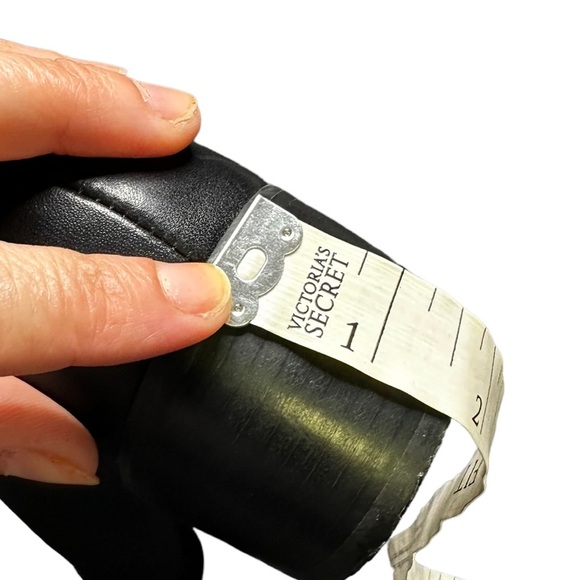 GREY CITY Black Leather Zip Booties YKK Zipper Size 6.5 - Picture 9 of 9